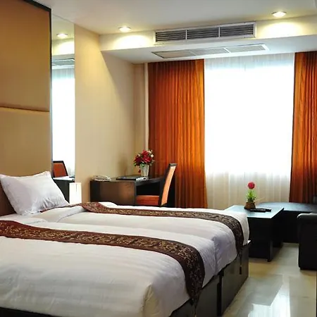 Le Platinum Residency Hotel